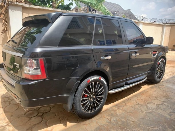 sara-car-big-1