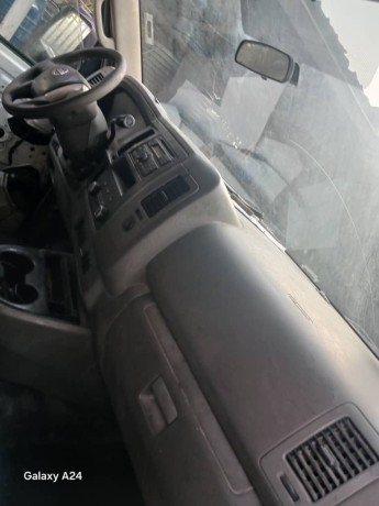 van-space-bus-big-4