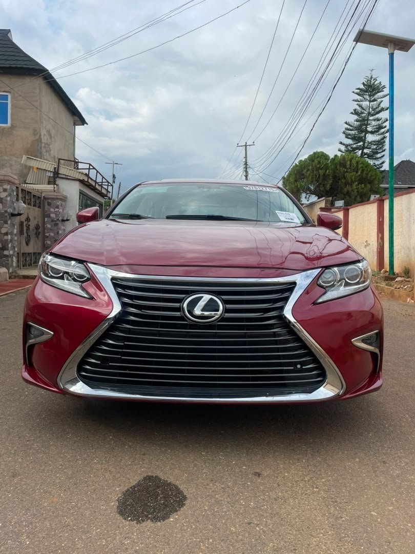 lexus-suv-big-0