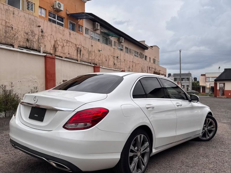 mercedes-benz-small-1