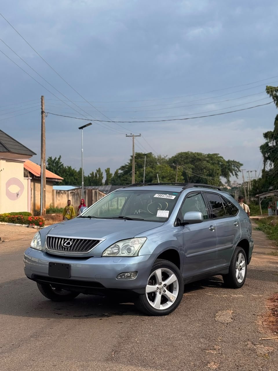lexus-rx-2008-big-0
